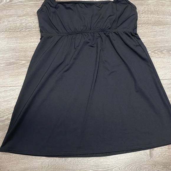 Lands’ End Black Swim Dress Underwire Halter Top Coverup Tankini Swimsuit 8P - Picture 3 of 15